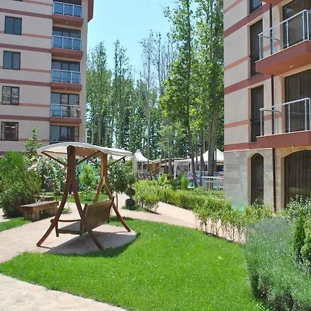 Family Apartment *