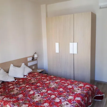 Family Apartment *