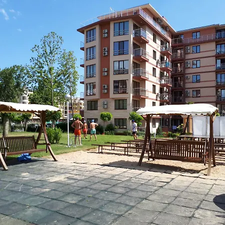 Family Apartment *